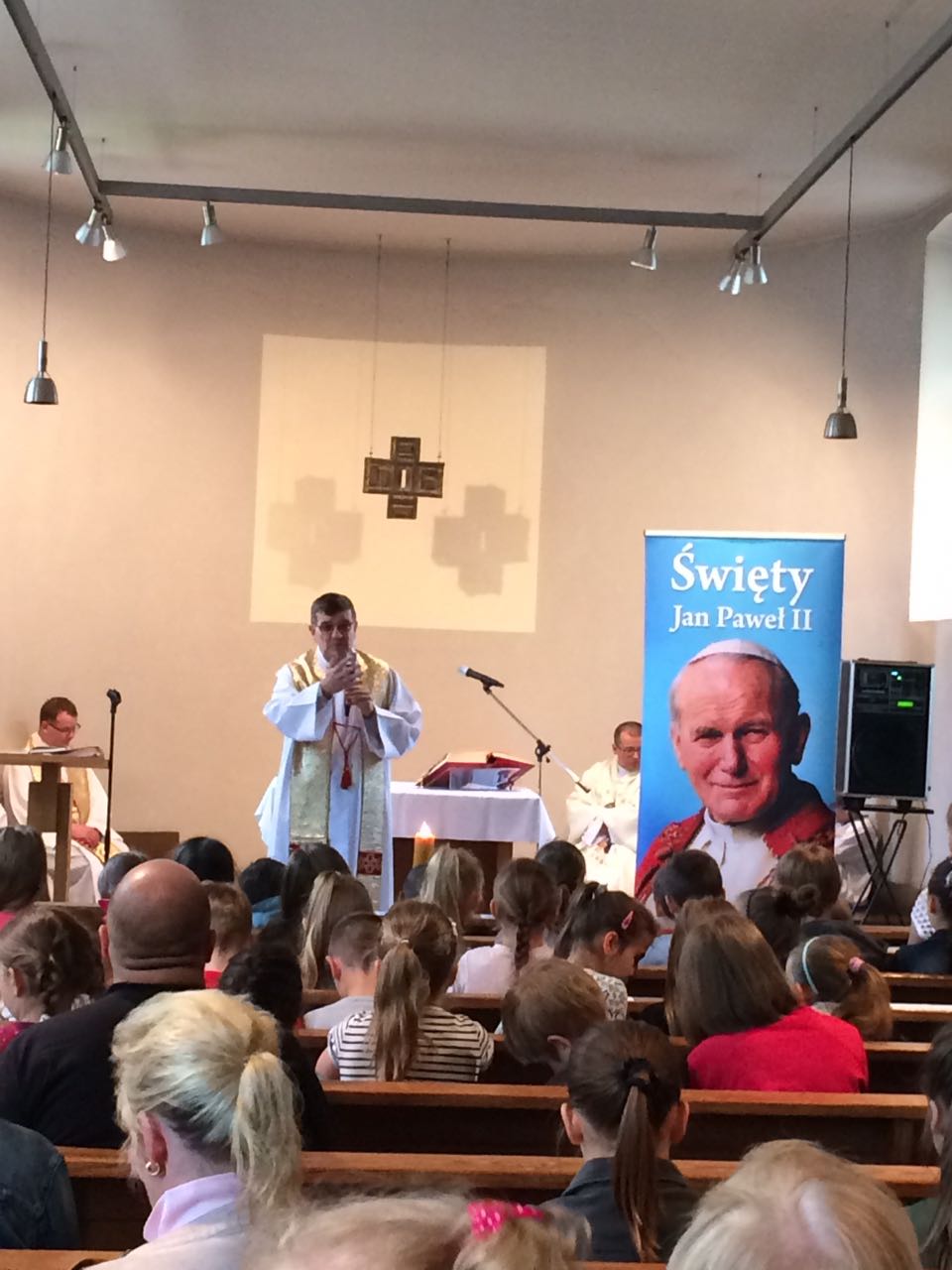 Stypendialne dzieło Fundacji Jana Pawła II Polska Misja Katolicka w Hamburgu Stypendialne dzieło Fundacji Jana Pawła II Polska Misja Katolicka w Hamburgu