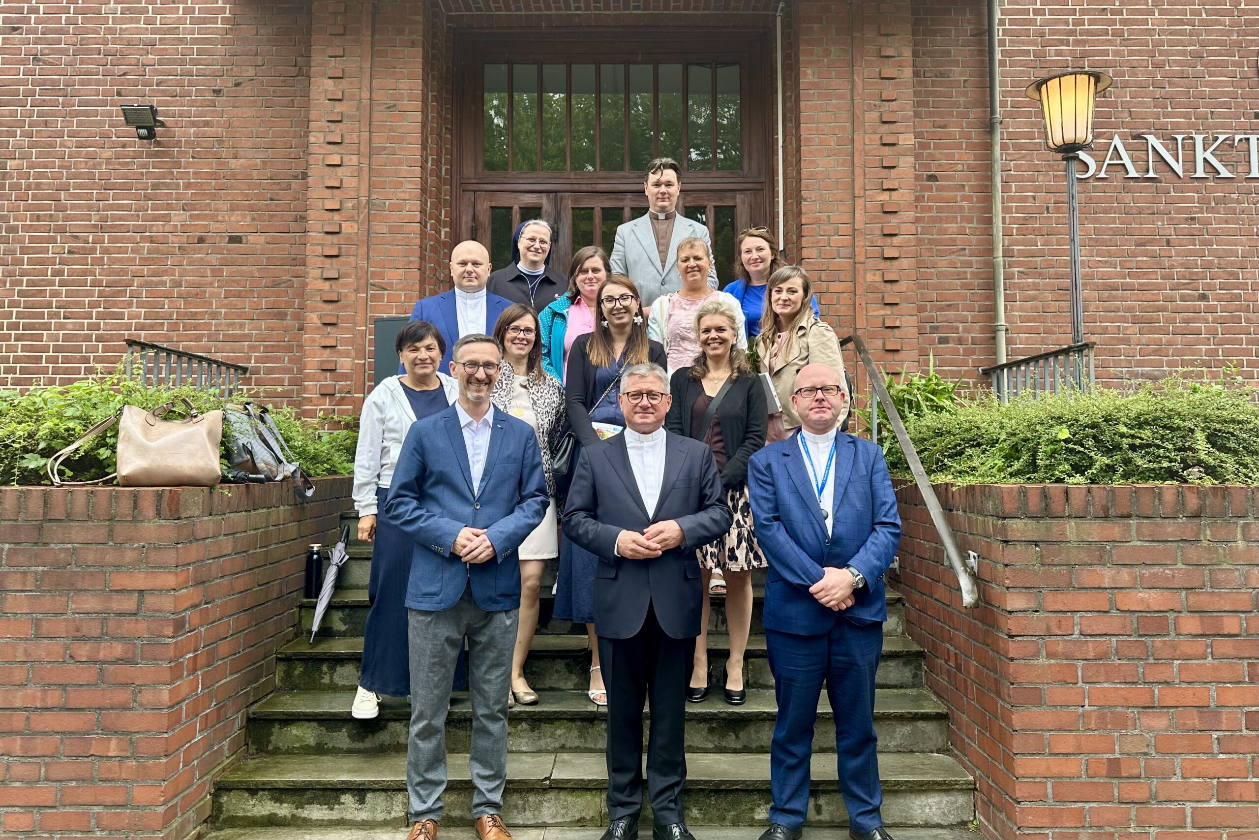 Grono pedagogiczne Szkoły Sobotniej przy PMK Hamburg — rok szkolny 2026/2027