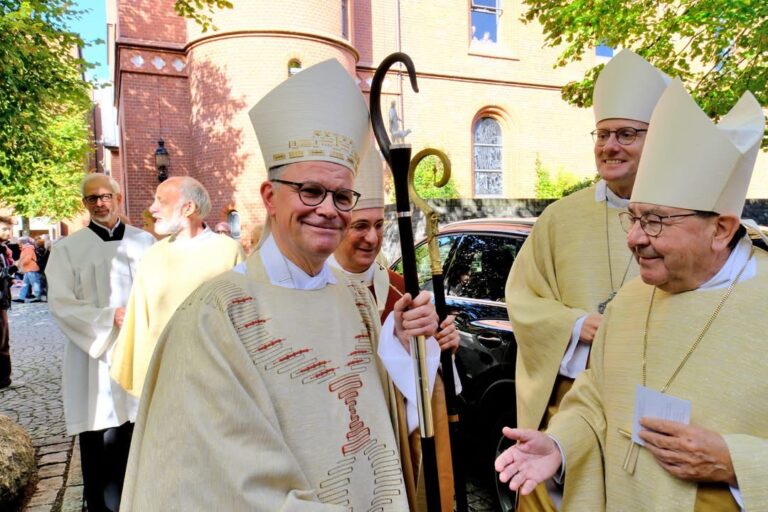 Hamburg ma nowego biskupa pomocniczego – święcenia biskupie Johannesa Zehe